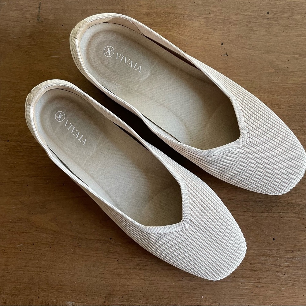 Vivaia Square Toe V-Cut Cream Ballet Flats Margo Office Workwear Neutral Capsule